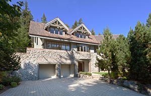 3232 Exterior NEW